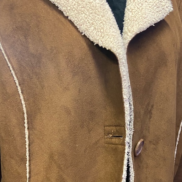 Vintage Old Navy Faux Suede Sherpa Lined Trenchcoat - Picture 12 of 13